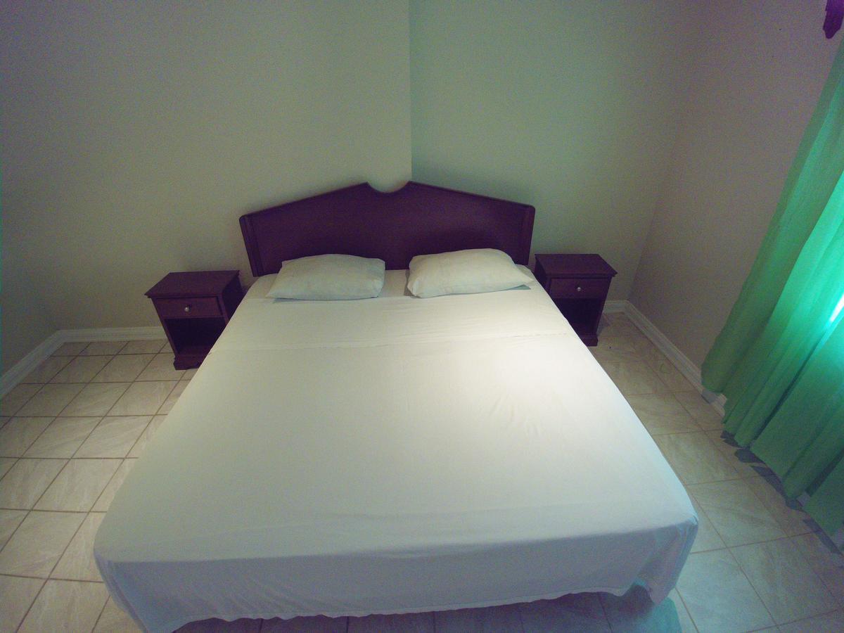 Pinneys Beach Hotel Nevis ชาร์ลส์ทาวน์ ภายนอก รูปภาพ